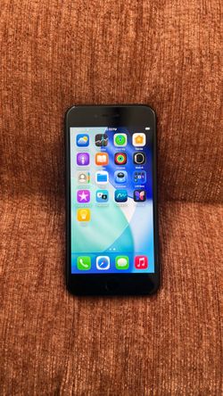 iPhone SE unlocked for any carrier and iCloud unlocked