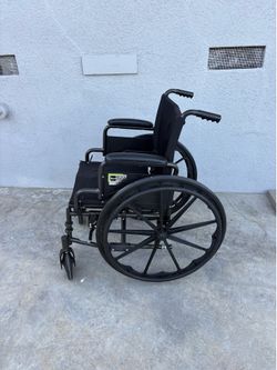 Wheelchair 19” seating width- no foot rests