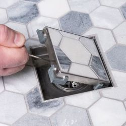 4X4 SQUARE DRAIN GRATE SS (contact info removed)