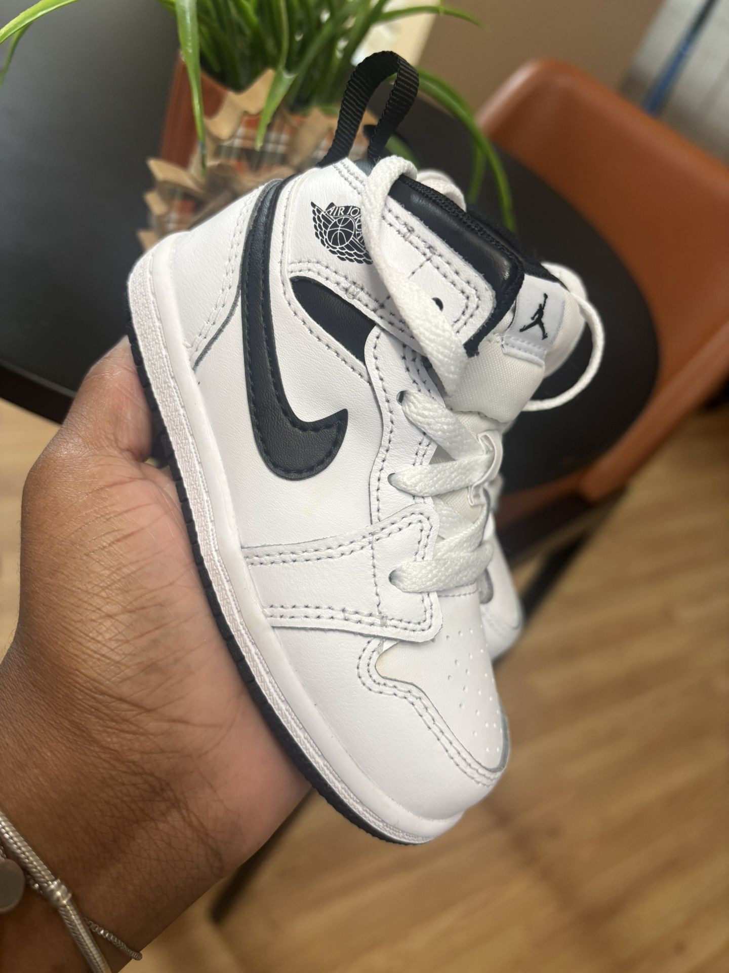 Kids Sneakers