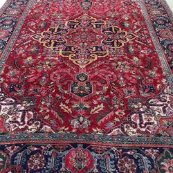 Genuine Hand knotted True Persian Heriz Rug 8’X11’