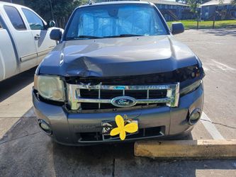 2012 Ford Escape xlt v6 3.0