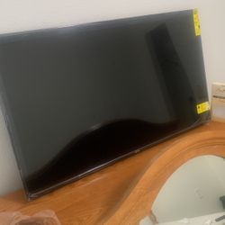 55 In. Roku Tv