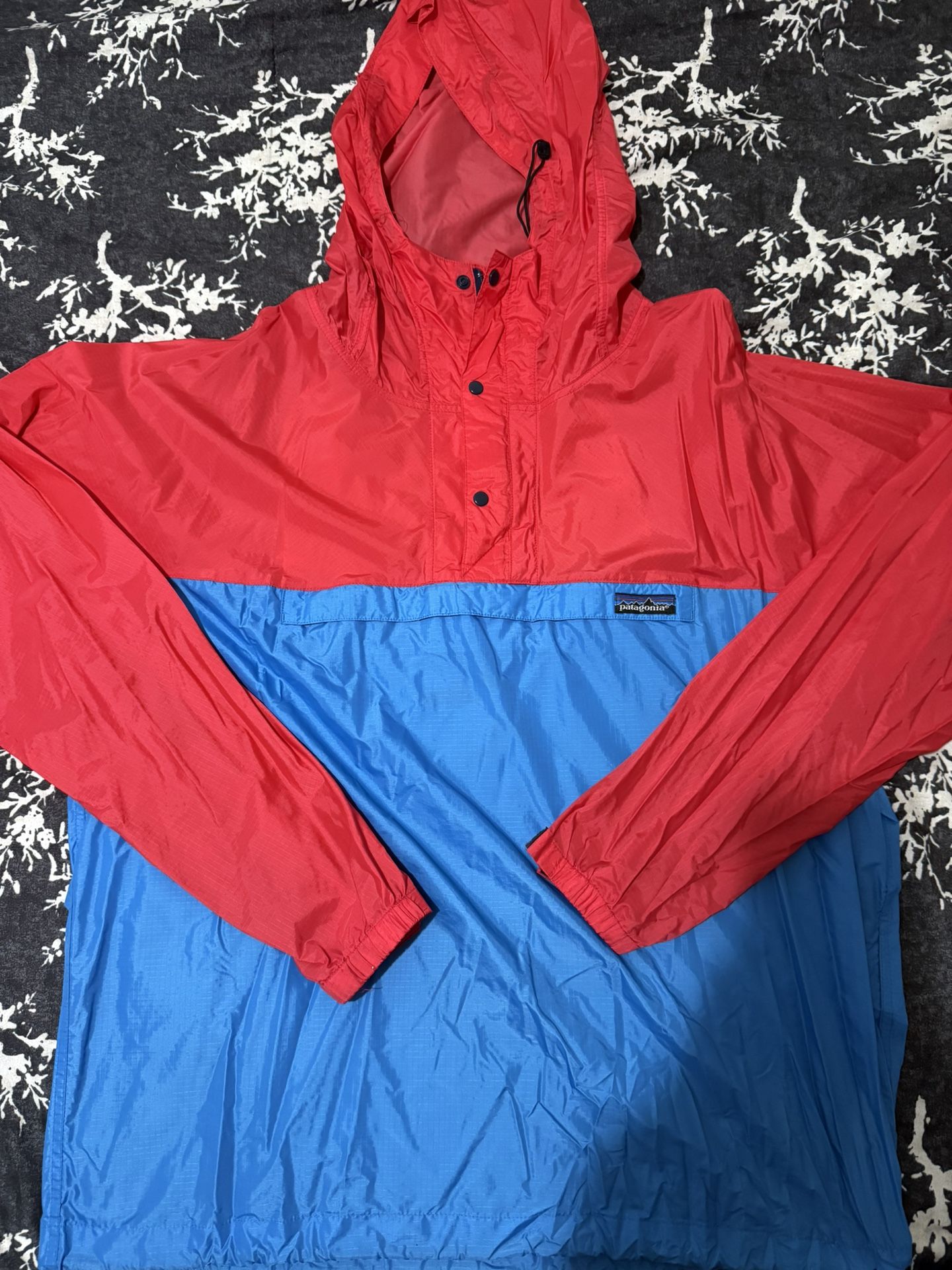Vintage Patagonia XL Windbreaker