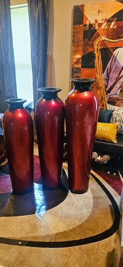 3 large vase