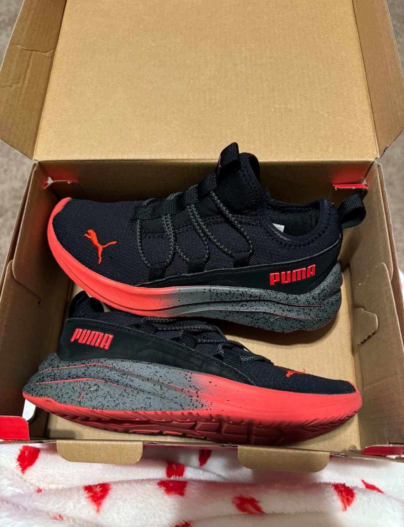 Kids Puma Shoes Size 1.5c