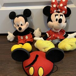 Disney Parks Mickey Mouse Ear Gat And Mickey Minnie Plush