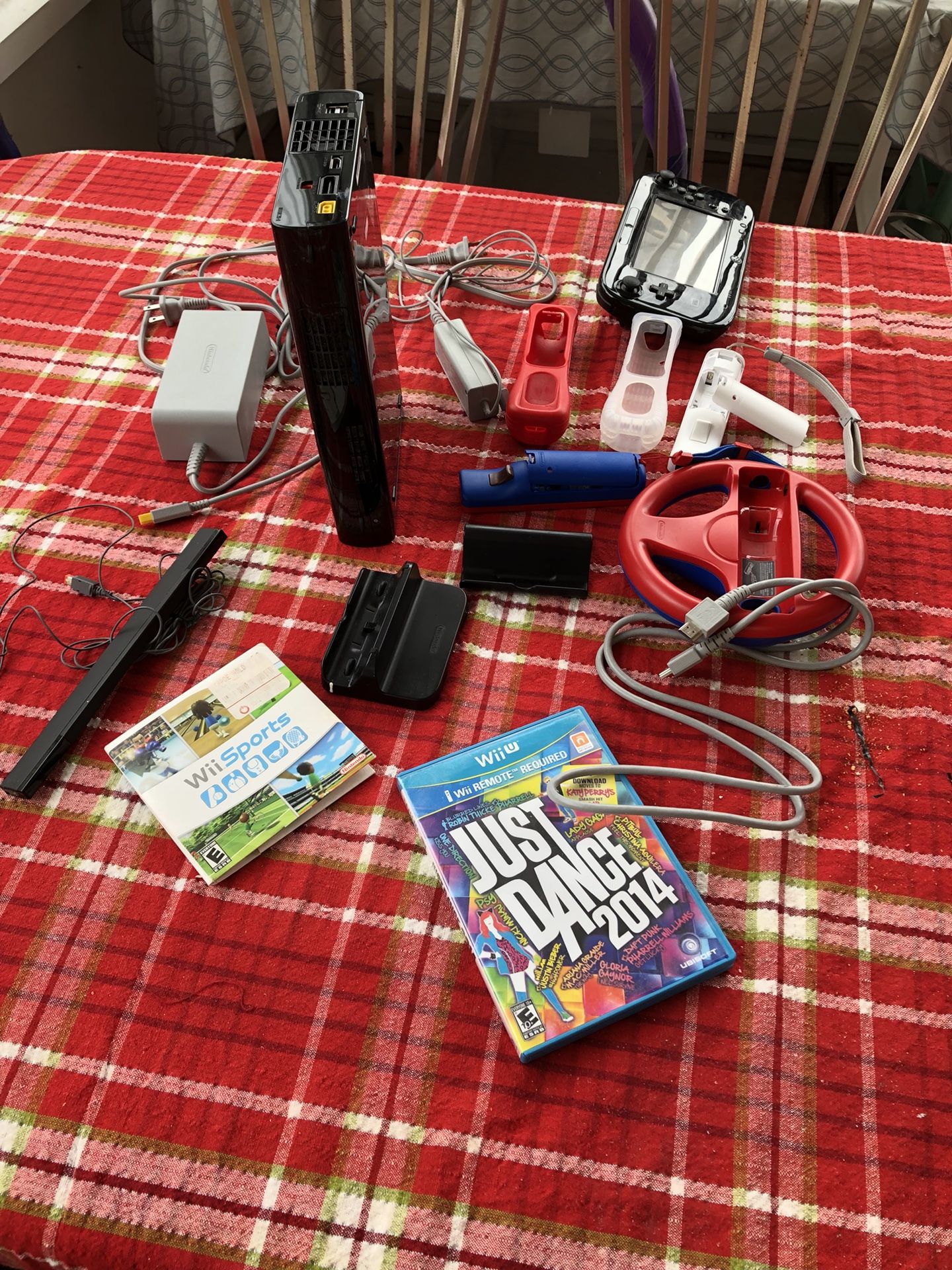 complete set Wii come with 2 games $ 50. Dollar