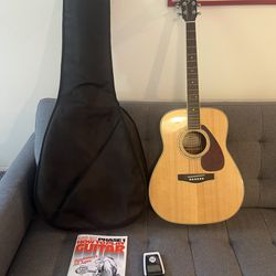 Yamaha FG-04 LTD Acoustic guitar