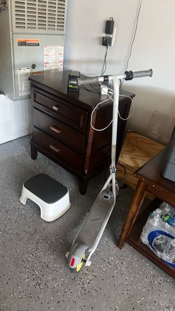 Electric scooter
