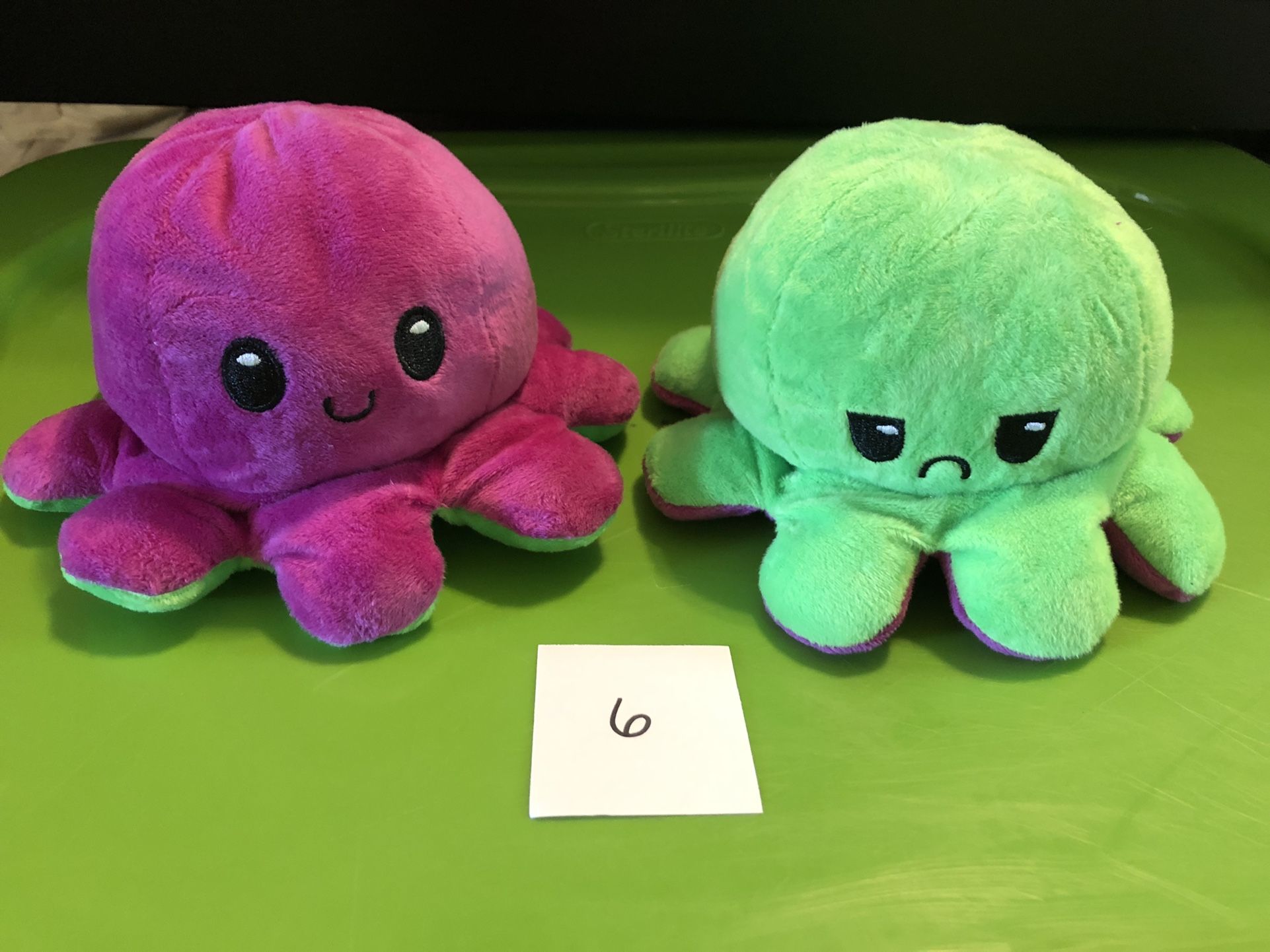 Reversible Emotional Octopus