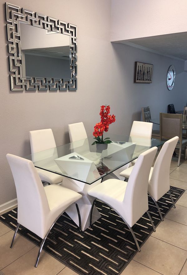 Modern Glass Top Dining Room Table With Six Chairs For In Modern Glass Top Dining Room Table With Six Chairs For In Jacksonville Fl Offerup