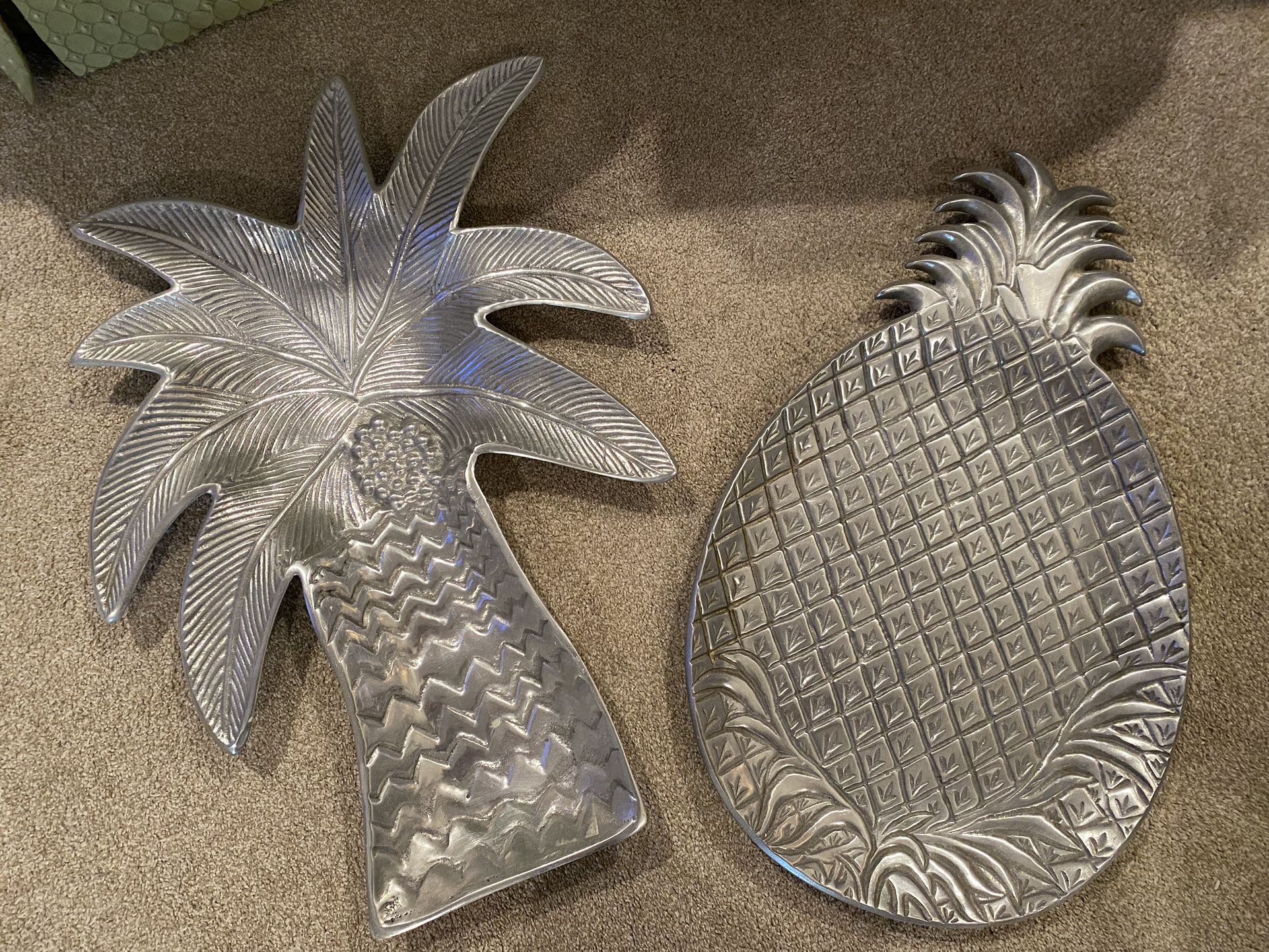 Tropical Pewter Servings Trays (Set Of 2)