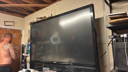 Samsung Large Flat Screen TV