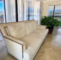 Elegant Super Comfy Large 90” sofa! Reg $2500!