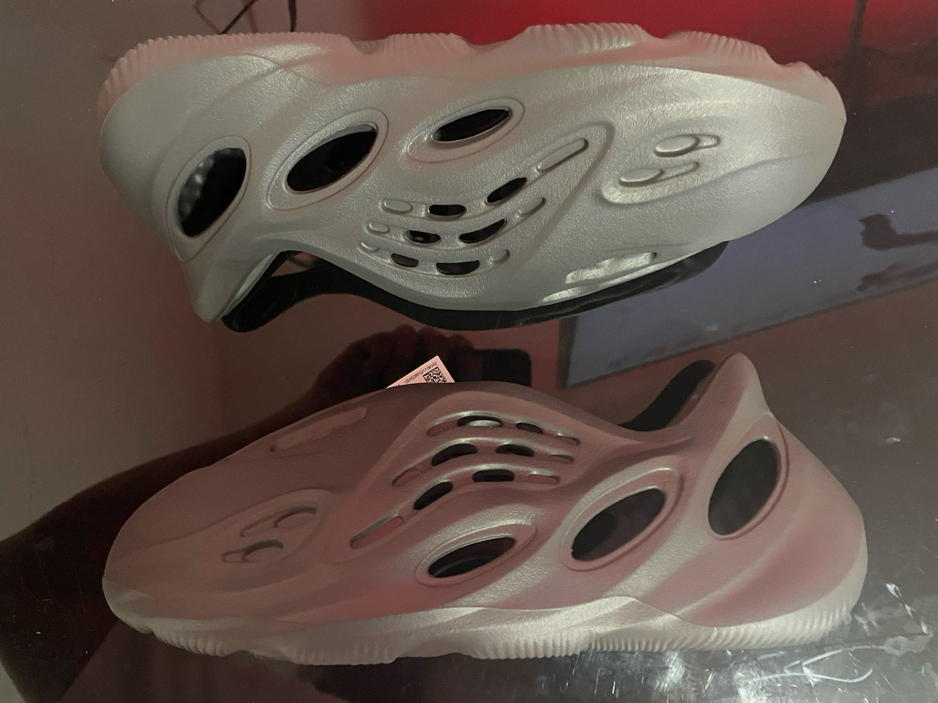 adidas Yeezy Foam Runner Carbon IG5352 Kids Size 3