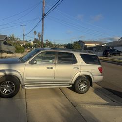 2004 Toyota Sequoia