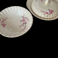 Vintage 1940s Peach Blossom Casserole Set And Lg Serving Bowl