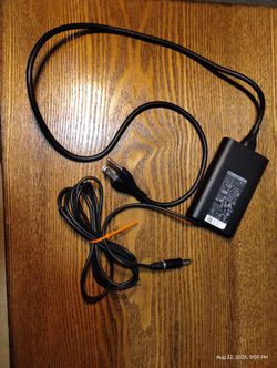 Dell Charger w/ AC Power Cord - 65W