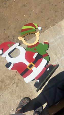 Santa and elf wood stan