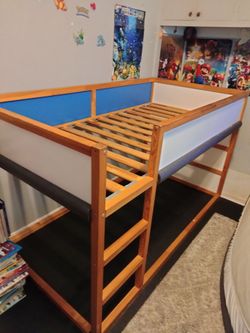 Bunk bed
