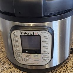 Slow cooker (like New)