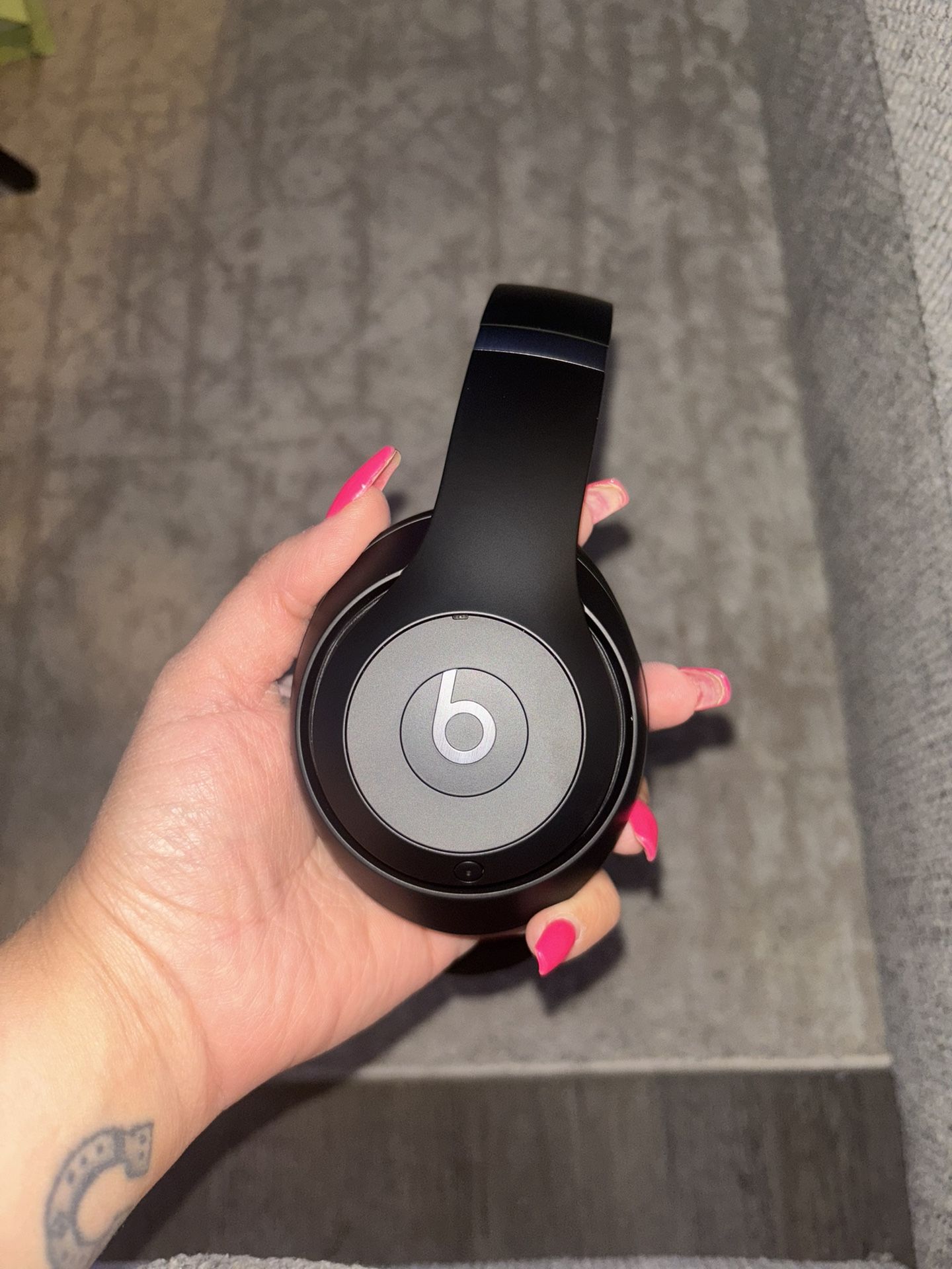 Black Beats Studio Pro Headphones