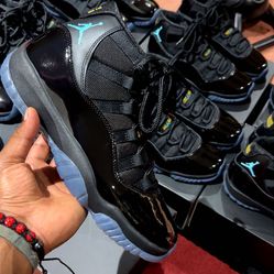 Air Jordan 11 gama size 12