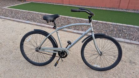 Beach Cruiser Kent Seachange, 26-in tires, 19 inch frame great bike