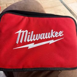 New Milwaukee M12 Cordless Palm Nail Kit
