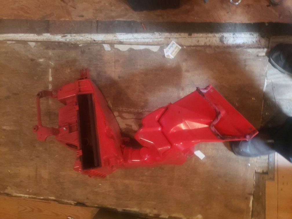 AIR INTAKE BOX FOR 03 INFINTI