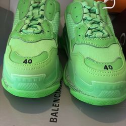Balenciaga Triple S Sneaker - Neon Green