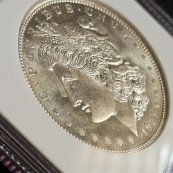 1921 Morgan Dollar 