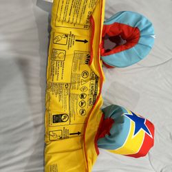Floaties.  Device For Swimming For 1-2 Year Old 