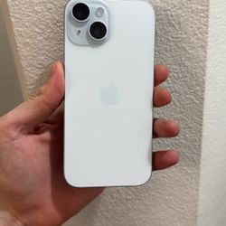 Apple iPhone 15 Unlocked 128gb No Sim Restrictions Great Condition 10/10