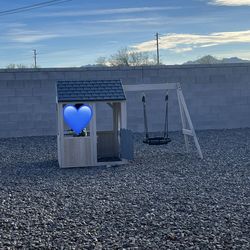 Kids outdoor playset