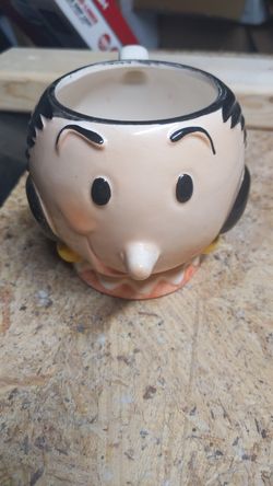 Vintage olive oil from Popeye mug