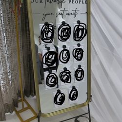 Mirror Seating Chart 