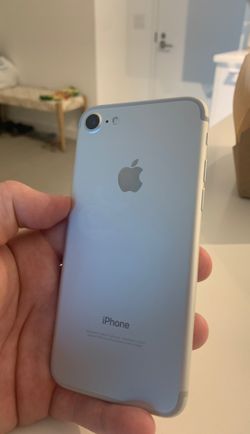 iPhone 7 AT&T like new.