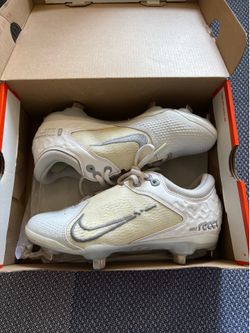 Softball Shoe Metal Cleats
