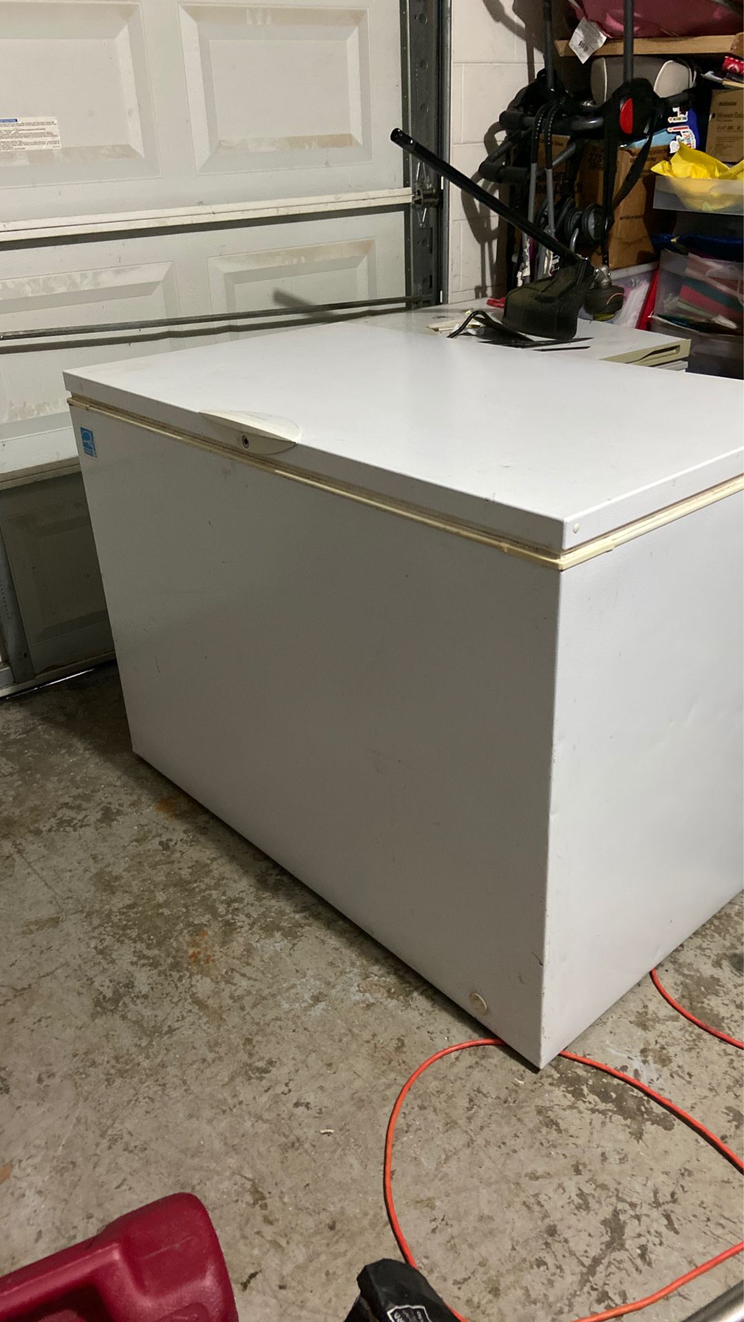 Chest freezer 12 cubic feet