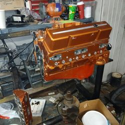 4 Bolt Main 350 Chevy Motor