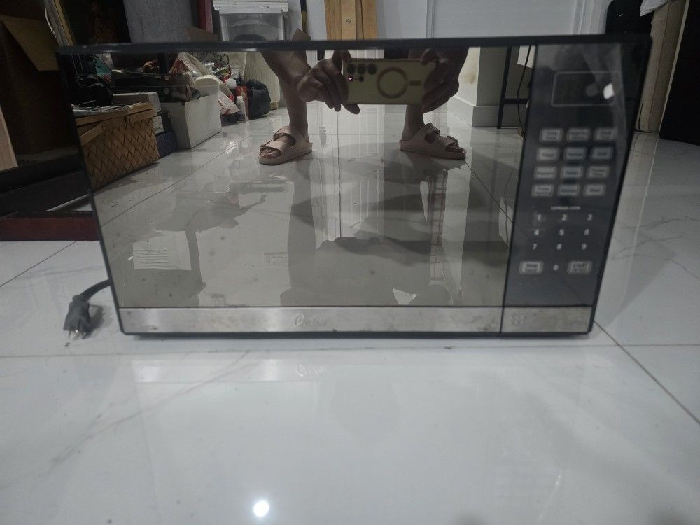 Oster microwave