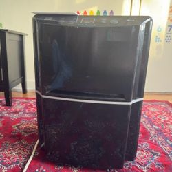 Dehumidifier 