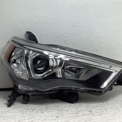 2014 2022 Toyota 4Runner right LED headlight (1BB)