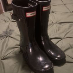 Women's size 8 Hunter rain Boots