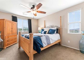 Queen Bed & mirror
