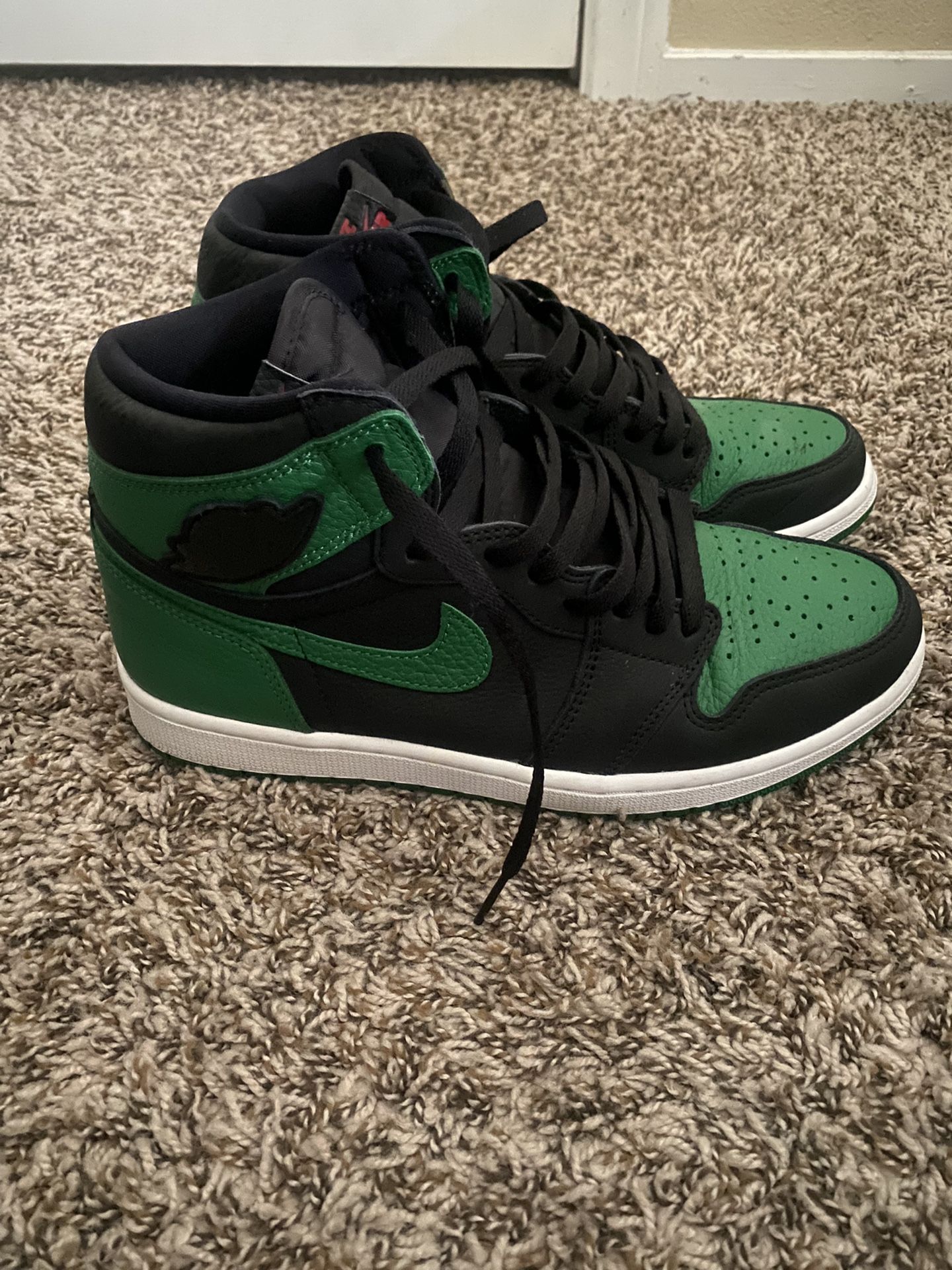 pine green 1s size 7