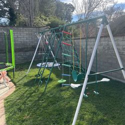 Kids swingset