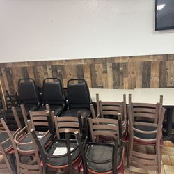  Restaurant Tables & Chairs – Great Condition! 🔥